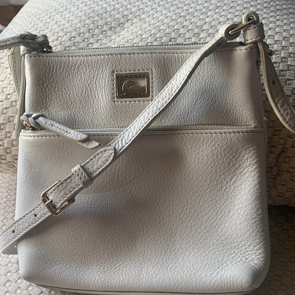 Dooney & Bourke bag 8.5 x 9